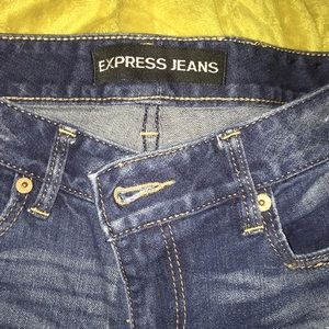 Express jeans size 0 crop
